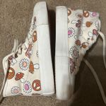 American Eagle Women’s size 9  Boho Musroom platform shoes  Photo 1