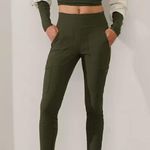 Athleta Headlands Hybrid Cargo Pants Leggings Olive Green Women's Size 0 Active Photo 0
