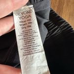 Beyond Yoga  Stretch Woven In Stride Lined Skirt in black size large style NN5133 Photo 2