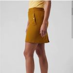 Athleta  Vienna Cargo Skort Women’s Size 10 Pull On Snap Pockets Shorts Lining Photo 2