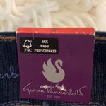 Gloria Vanderbilt  Capri Jeans size 8 brand new inseam 20” waist 32” Photo 5