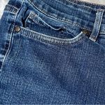 Bandolino Mandie Blue Jeans Womens 16S Embroidered Faded Casual Denim Classic Photo 3