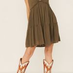 Wishlist WOMEN'S TIE BACK TIERED DRESS green olive Photo 0