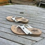 Minnetonka  Women's Silverthorne Thong‎ Sandal white size 9 Photo 5
