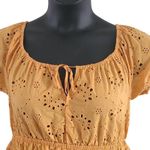 Love Tree Yellow Eyelet Embroidered Crop Top Blouse Size Large Keyhole Tie Photo 3