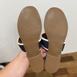 J. McLaughlin  Leslie Sandal 8.5 Navy‎ Patent Leather Thong Summer Nautical Strap Photo 9