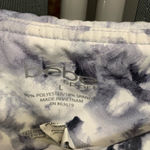 Bebe B24-Women's Sport Leggings Size L White Gray Tie Dye Capri Photo 4