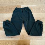 Brandy Melville  - Los Angeles Joggers in Green Photo 3