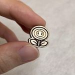 Nintendo Super Mario Fire Flower Wood Stud Earrings Photo 1