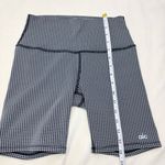 Alo Yoga  Black and White Athletic Biker Shorts Micro Houndstooth Size S Photo 6