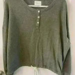 American Eagle  Women’s Size S Green Oversized Cropped Drawstring Sweatshirt Photo 0
