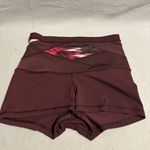 Lululemon athletica burgundy boogie shorts size 4 Purple Photo 1