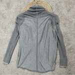 Lululemon Women’s Iconic Sweater Wrap Cashmere Blend in Heathered Medium Grey 2 Photo 7