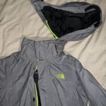 The North Face Windbreaker / Raincoat Photo 3