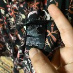 Paper Crane  Black Floral Cold Shoulder Tassel Tie Blouse Women's Size Large Photo 6