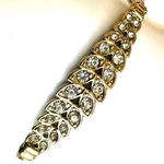 Gold tone rhinestone leaf chain bracelet Photo 0