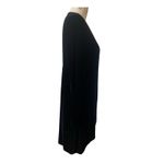 cut loose Black Velvet V Photo 1