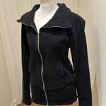 Lululemon black radiant jacket II womens 6 thumbholes full zip Photo 2