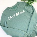 Well Worn Green California Crew Neck Pullover Sweater Photo 0