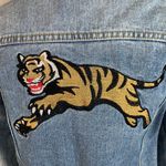 Forever 21 short denim jacket back tiger embroidery womens size M Photo 5