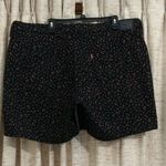 Levi's Levi’s Mid Length Ditsy Floral Black Rose Print Shorts Photo 5