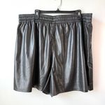 Good American  Better Than Leather Shorts‎ Womens Size 6 / 3XL Black Pull On Photo 6