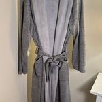 UGG  Robe For Women or Men Size Large/XL Gray excellent condition softly lined Photo 0