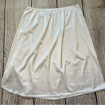 Vassarette Vintage  Half Slip Skirt White Nylon Lace Trim Side Slit Womens Medium Photo 5