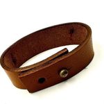 American Eagle silver tone and brown leather bracelet Photo 2