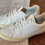 VEJA  Women’s White Campo Sneaker Photo 0