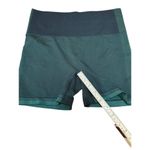 Outdoor Voices  Seamless Smooth 4.5” inseam Black & Evergreen Athletic Bike Short Photo 3