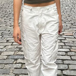 Brandy Melville  Women's/Junior's White Jemma Cargo Pants‎ Size M/L Photo 0