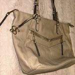 Jessica Simpson  handbag Photo 2