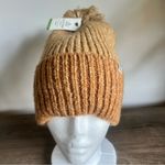 Alpine Design Colorblock Women's Pom Beanie SKU#H2465 Photo 1