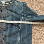 Coldwater Creek  Women’s Denim Embroidered Boho Jacket Hook Closure Size 8P Photo 10