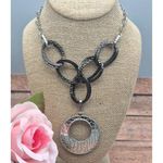 Chico's Hammered Link Textured Circle Pendant Necklace 20" Statement Piece Photo 0