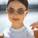 Trendy Oval Shaped Dainty Fashion Sunglasses Photo 3