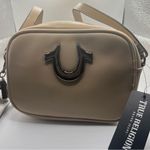 True Religion NWT  HORSESHOE LOGO CROSSBODY BAG W CHARM KEY FOB CAMEL Photo 0