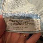 Wrangler  Women's Cowboy Cut Slim Fit Jean in Bleach NWOT Size 11 x 34 Photo 6