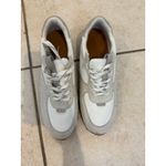 Universal Threads Retro Sneakers Suede Accent Lace‎ Up Casual Walking Shoes Photo 1