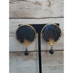 Vintage Clip On Earrings Photo 1