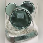 Lounge Fly A Rare NWT Disney Parks  Minnie Mouse Crossbody Handbags Photo 2