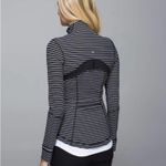Lululemon Rare Define Jacket Parallel Stripe Black White / Black Size 6 - 2014 Photo 2