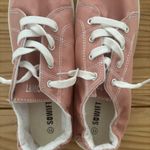 Versatile Pink and White Sneakers with Classic Design Size 11 Photo 2