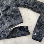 Gymshark Crop Top adapt camo seamless womens Gray (small) cutout workout gym Photo 1