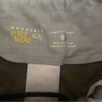 Mountain Hardwear Olive Green Lightweight Hiking Shorts Size 8 Photo 2