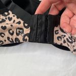 Torrid Leopard Print Sporty Convertible Underwire Sports Bra size 40C Photo 7