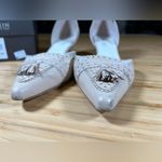 Anne Klein Beige Used Kitten Heels With Tassels Size 10 Photo 3