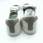 Isaac Mizrahi  Live Womens Sneakers Low Top Metallic Lace Up White Silver Size 7 Photo 2