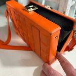 Source Unknown Woman’s box cross body bag in orange color Photo 9